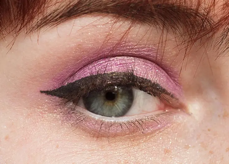 Kalıcı Eyeliner